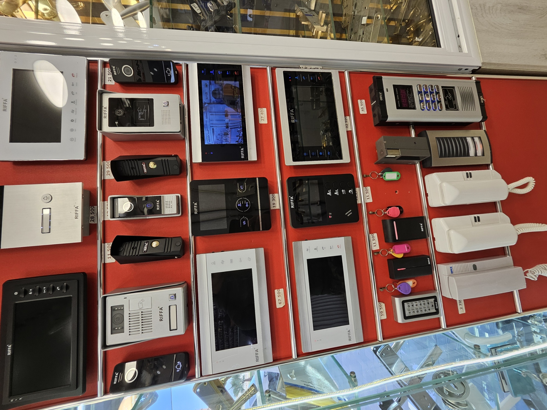 Interphones et portiers vidéo RIFFA