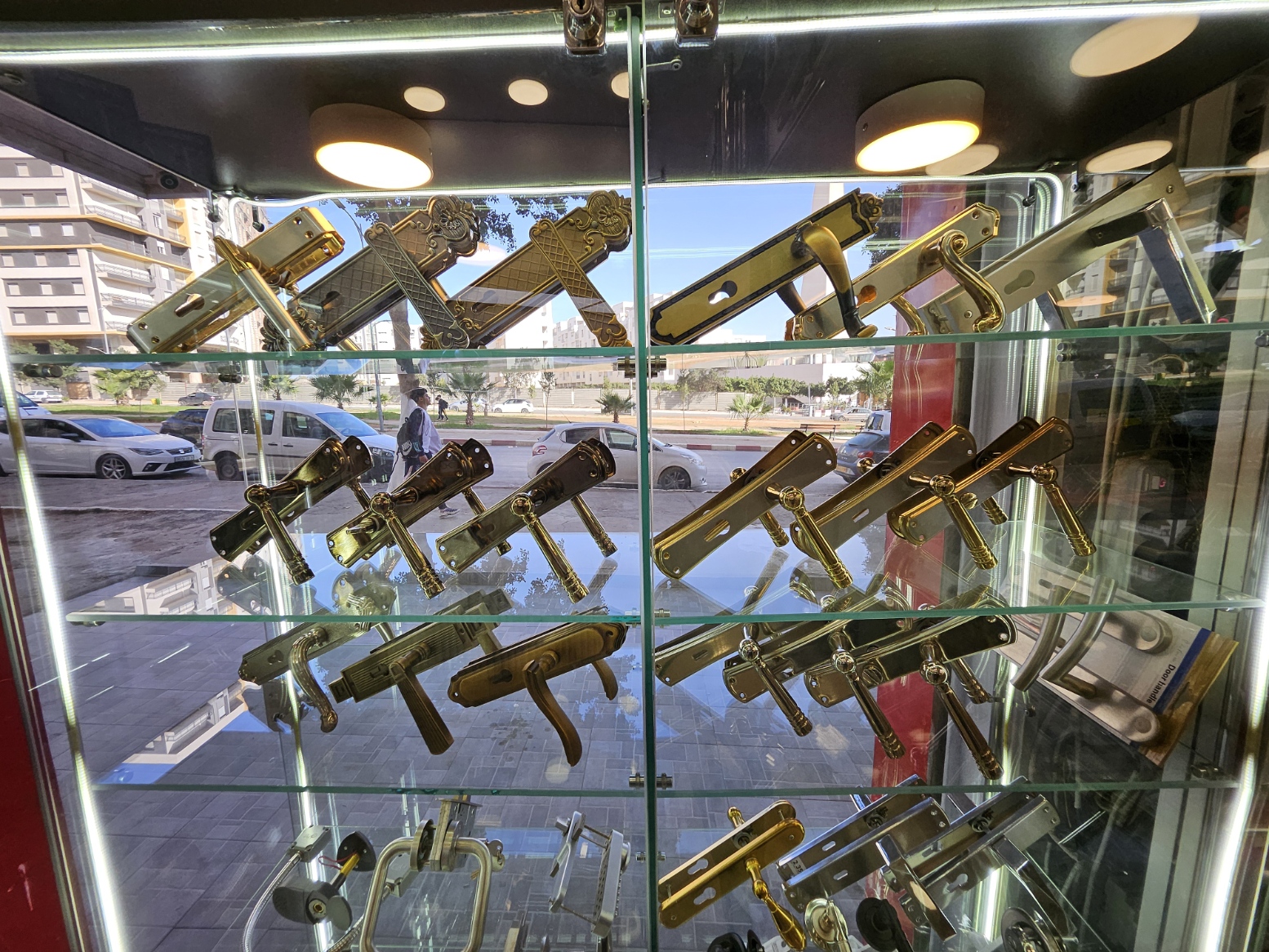 Vitrine de poignées